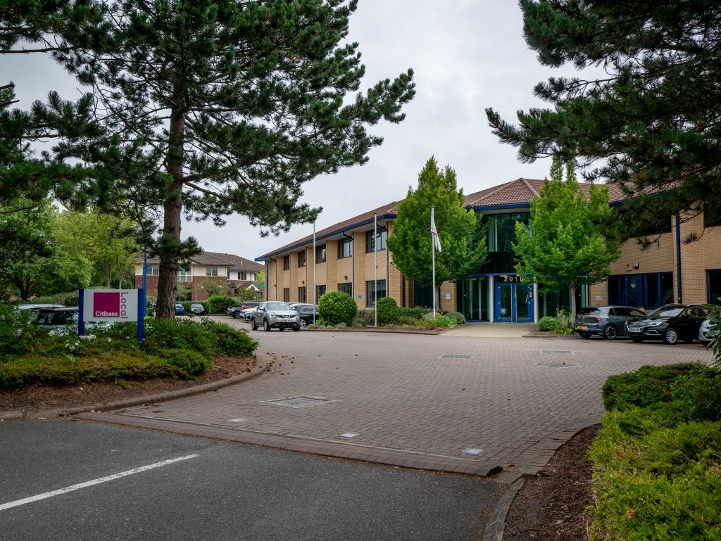 Modern, flexible office space at Citibase with professional workstations, meeting rooms, and coworking areas in a prime city location Photographer: Barabas Balog