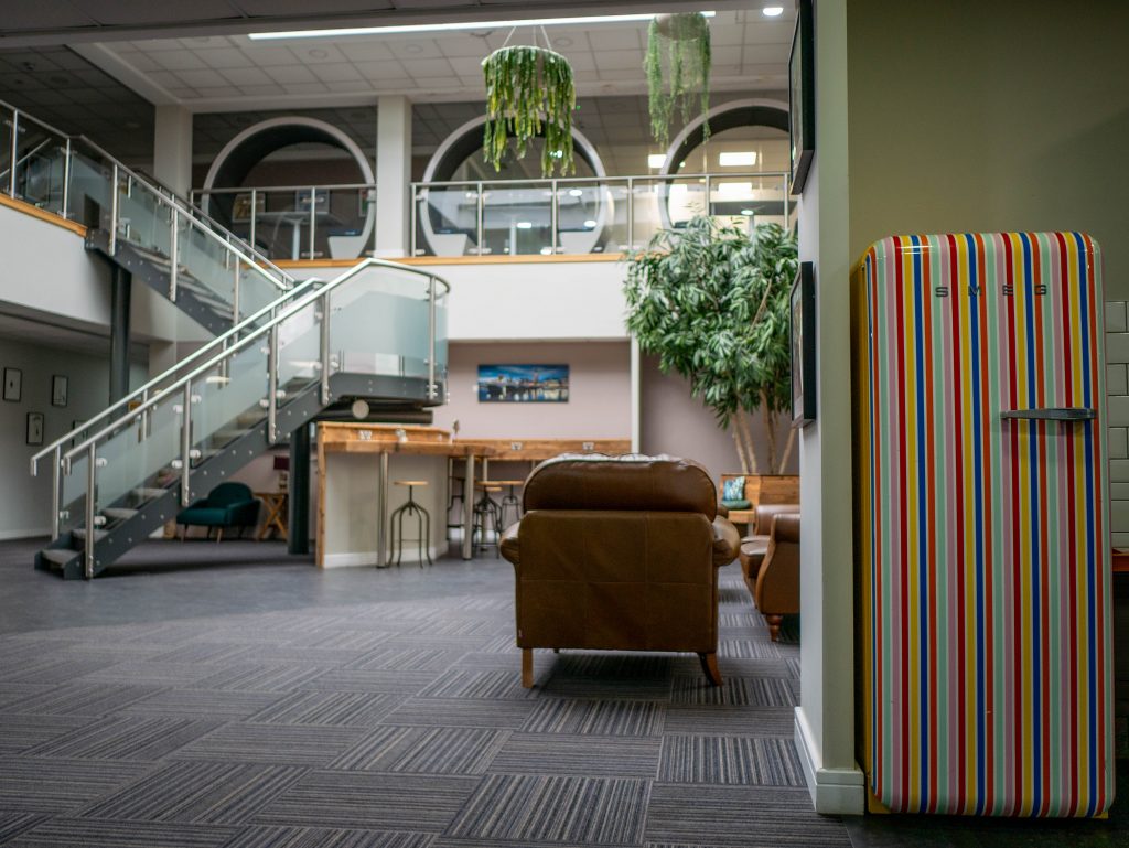 Modern, flexible office space at Citibase with professional workstations, meeting rooms, and coworking areas in a prime city location Photographer: Barabas Balog